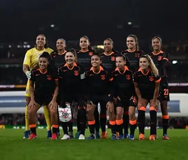 Corinthians perde na prorrogação e é vice do primeiro mundial feminino - Imagem