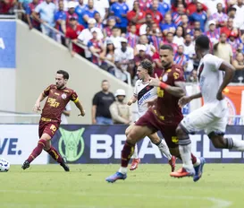 Vasco x Bahia: onde assistir, prováveis escalações e arbitragem - Imagem