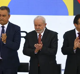 Ministro desiste de reeleição e fica no governo Lula - Imagem