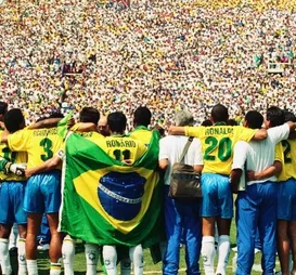 Craque do tetra é aposta do PT para disputa pelo governo em SP - Imagem