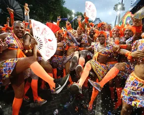 As Muquiranas anuncia entrega das fantasias para o Carnaval 2026 - Imagem