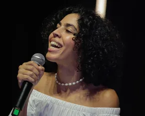 Camarote Expresso 2222 celebra ‘Preta para sempre’ em lançamento - Imagem