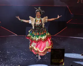 Estudante de jornalismo é coroada Deusa do Ébano do Ilê Aiyê - Imagem