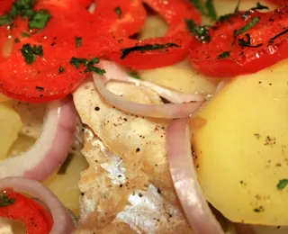 "Bacalhau brasileiro": peixe rico em proteínas custa pouco e é ideal para o jantar