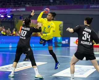 Brasil vence mais uma no Mundial de Handebol e fica perto das quartas