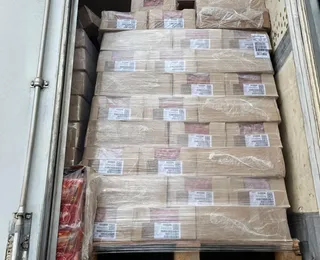 Carga de R$ 200 mil em salsichas, roubada pelo TCP é recuperada