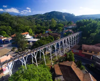Cidade da região metropolitana oferece vida tranquila com salário médio de R$ 7 mil