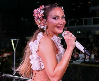 Claudia Leitte é processada após nova mudança em letras com orixás