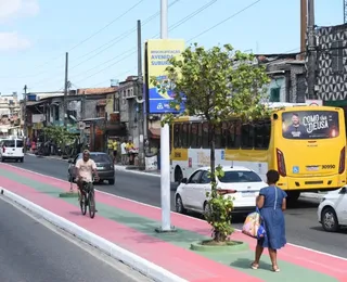 Colisão entre dois ônibus deixa passageiro ferido na Avenida Suburbana