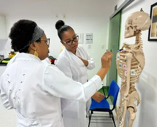 Curso técnico em Enfermagem oferece bolsas gratuitas em Salvador