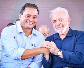 De surpresa, Lula almoça com relator da indicação de Messias ao Senado