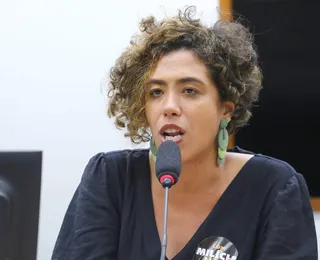 Deputada do PSOL denuncia retaliação política após suspensão de escolta