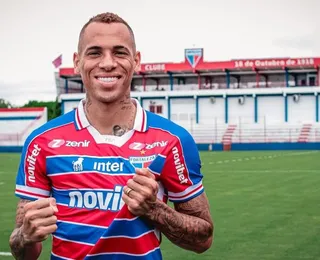 Desejado pelo Vitória, atacante fecha com clube da Série A