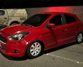 Dupla é presa com carro clonado durante blitz em Salvador