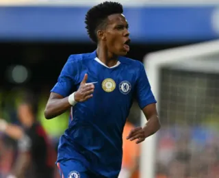 Estêvão ofuscou Lamine Yamal na Champions League, diz jornal