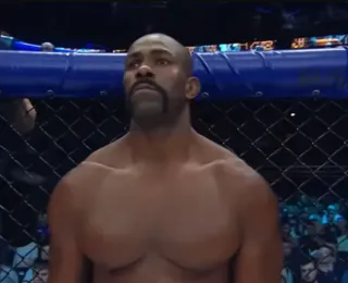 Ex-UFC baiano desaparece após mergulho em rio
