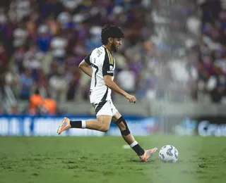 Ex-atacante do Bahia procura novo time após fracassar em retorno ao Brasil