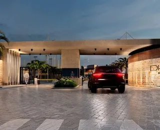 Ex-piloto da F1 investe milhões em mansão de 174 m² em litoral do Brasil