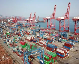Exportações do Brasil batem recorde de US$ 349 bilhões em 2025