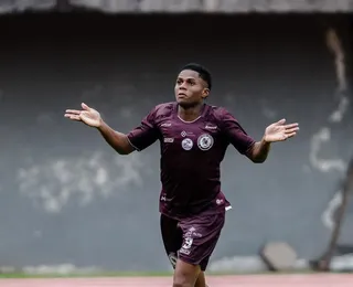 Filho de ex-craque do Bahia brilha e vira sensação do Baianão Sub-17