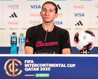 Flamengo anuncia renovação com Filipe Luís até o fim de 2027