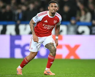 Gabriel Jesus volta a campo pelo Arsenal após 11 meses fora