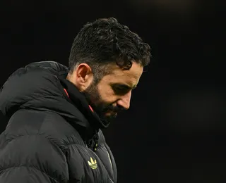 Gigante inglês demite técnico após resultados ruins e clima instável