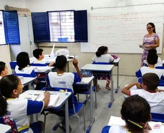 Governo proíbe maquiagem, barba e tatuagens nas escolas; entenda