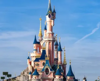 Greve escancara bastidores da Disney e parque aparece tomado por lixo
