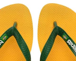 'Guerra das Havaianas': Direita e Esquerda na Bahia travam embate