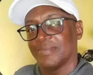 Homem morre no dia do aniversário ao bater moto em cavalo