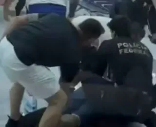 Homem vandaliza aeroporto após perder voo por beber em sala vip