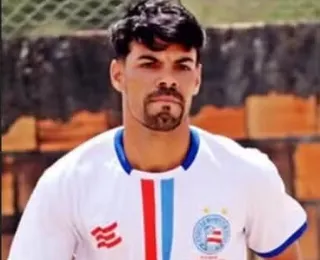 Jogador de futebol morre após atropelar cavalo em estrada na Bahia