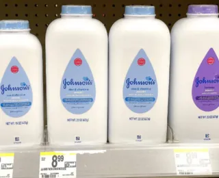 Johnson & Johnson é condenada a pagar US$ 1,5 bi por caso de câncer
