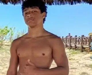 Jovem de 14 anos é encontrado morto em lagoa após cair de colchão inflável