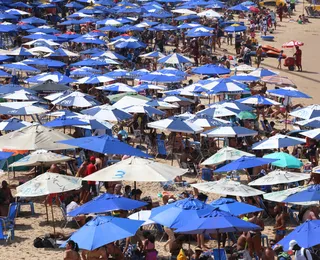 Kits no Porto da Barra só podem ser colocados com aval de banhistas