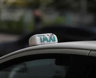 Lei que beneficia taxistas é sancionada por Lula e entra em vigor