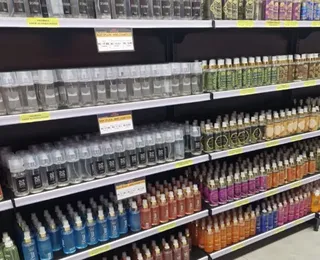 Loja de cosméticos é acusada de racismo após revista íntima em jovens
