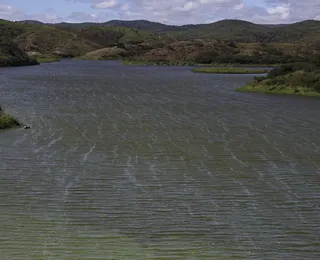 Mãe e filho morrem afogados em rio na Bahia