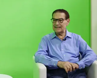 No Feliz Ano Novo tem os baianos como Divaldo Franco que brilham lá