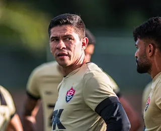 Osvaldo reconhece atuação ruim do Vitória em goleada: "Displicente"