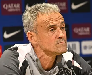 PSG vive ano de ouro e planeja contrato vitalício para treinador