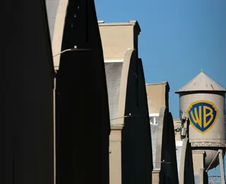 Paramount faz nova oferta bilionária pela Warner para barrar a Netflix