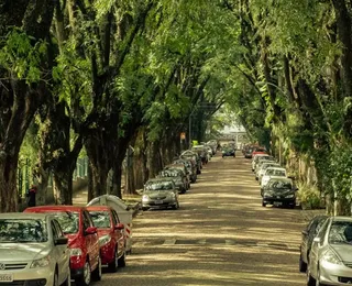 Parece cenário de filme: a rua brasileira que virou símbolo global