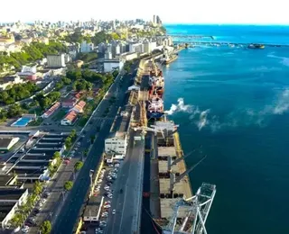 Porto da capital amplia embarque de algodão