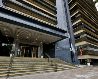 Preso por estupro da filha é absolvido após vítima admitir que mentiu