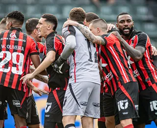 “Se errou ou não, vamos ver no futuro”: Vitória define quem fica e quem sai