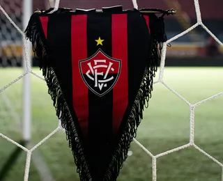 Sem titular, Vitória relaciona 23 atletas para jogo com o Bragantino