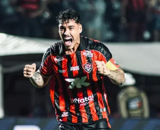 "Sintonia perfeita": capitão do Vitória se despede com forte desabafo