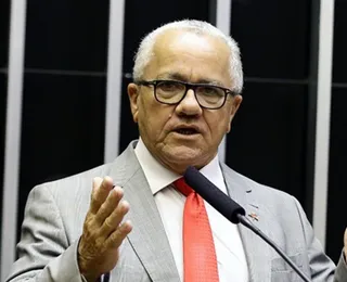 TCE: Josias minimiza movimento de Luciano Araújo e faz afago